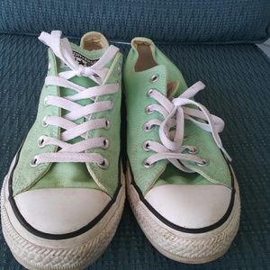 Mint Converse